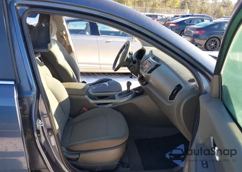 2011 Kia Sportage Ex z USA, uszkodzony, nr VIN KNDPCCA27B7069155